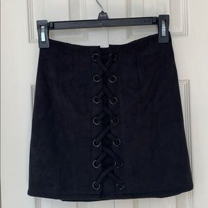 WINDSOR SKIRT